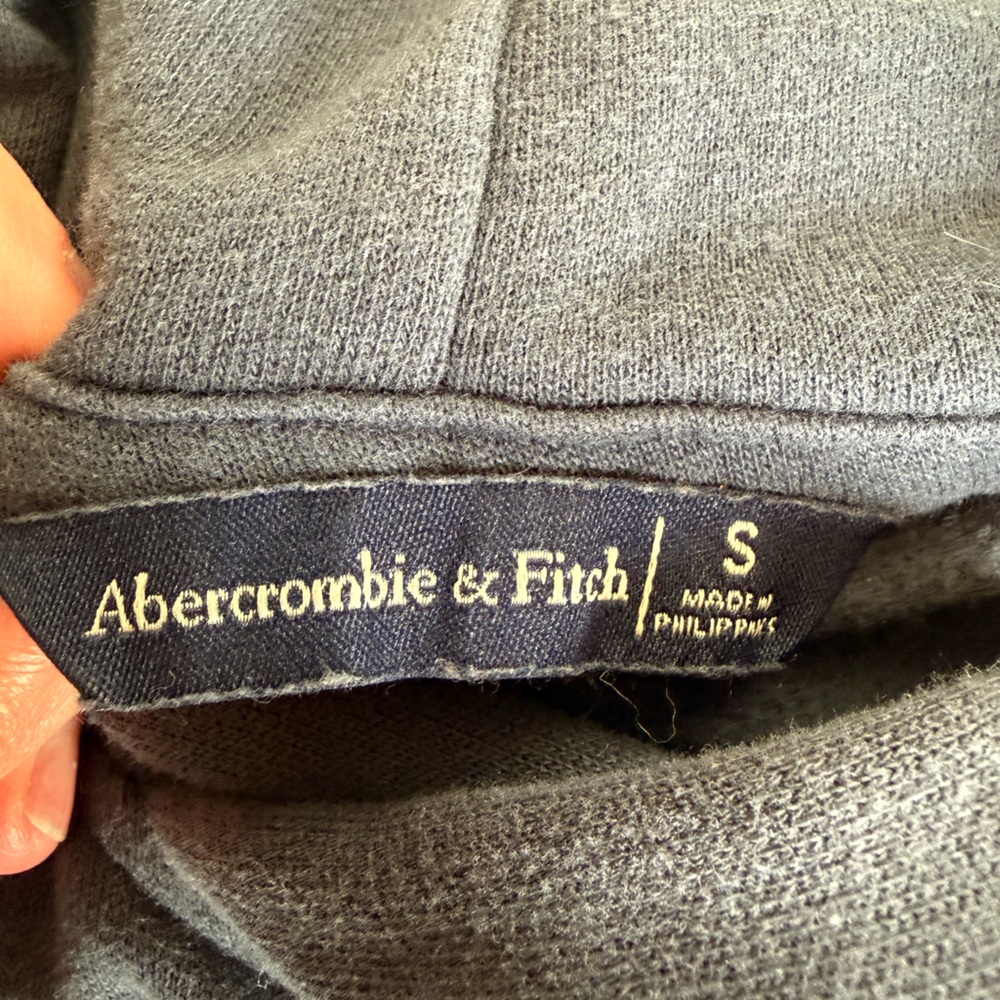Abercrombie & Fitch Navy Sweatshirt Small - Picture 2 of 6